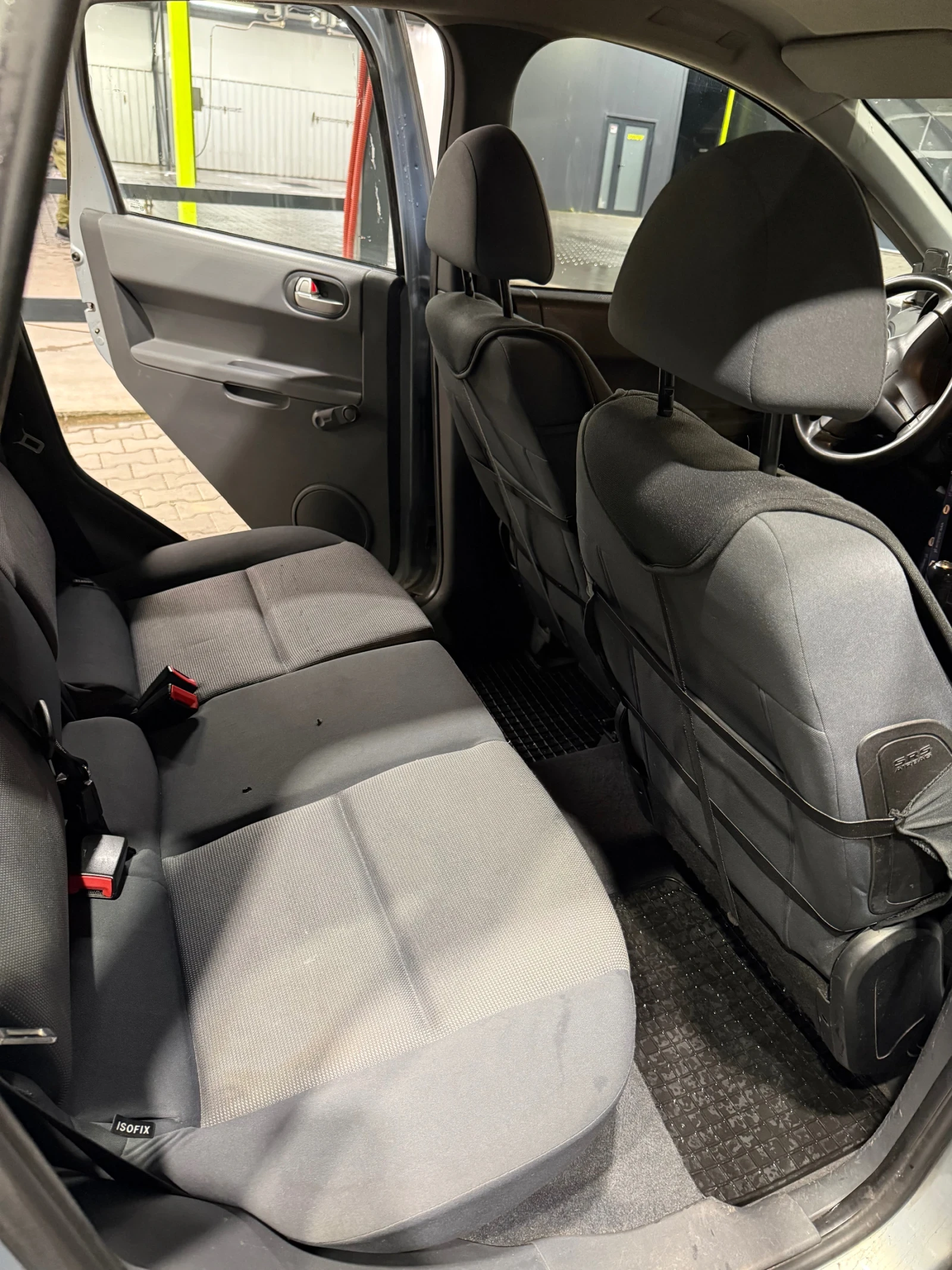 Mitsubishi Colt  - изображение 6