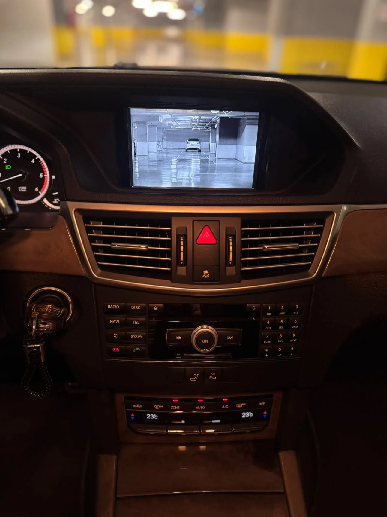 Mercedes-Benz E 350 Distronic Night Vision, снимка 8 - Автомобили и джипове - 53191677