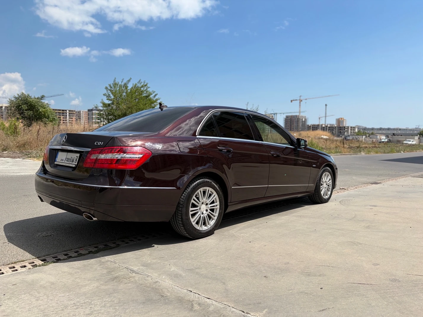Mercedes-Benz E 350 Distronic Night Vision, снимка 5 - Автомобили и джипове - 53191677