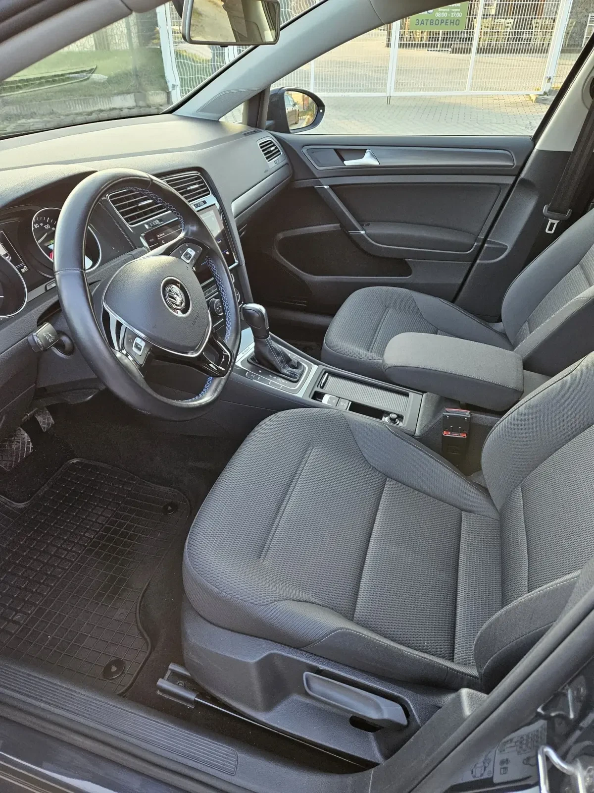 VW Golf WV Golf E-GOLF 2020год.36kw-58000km-като нов!!!, снимка 7 - Автомобили и джипове - 53850566