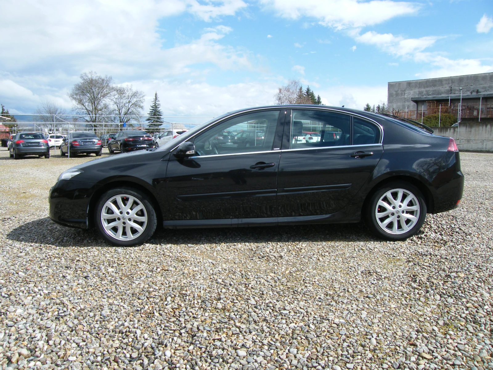 Renault Laguna 2.0 TDI 150кс NAVI АВТОМАТ4CONTROL, снимка 6 - Автомобили и джипове - 53998378