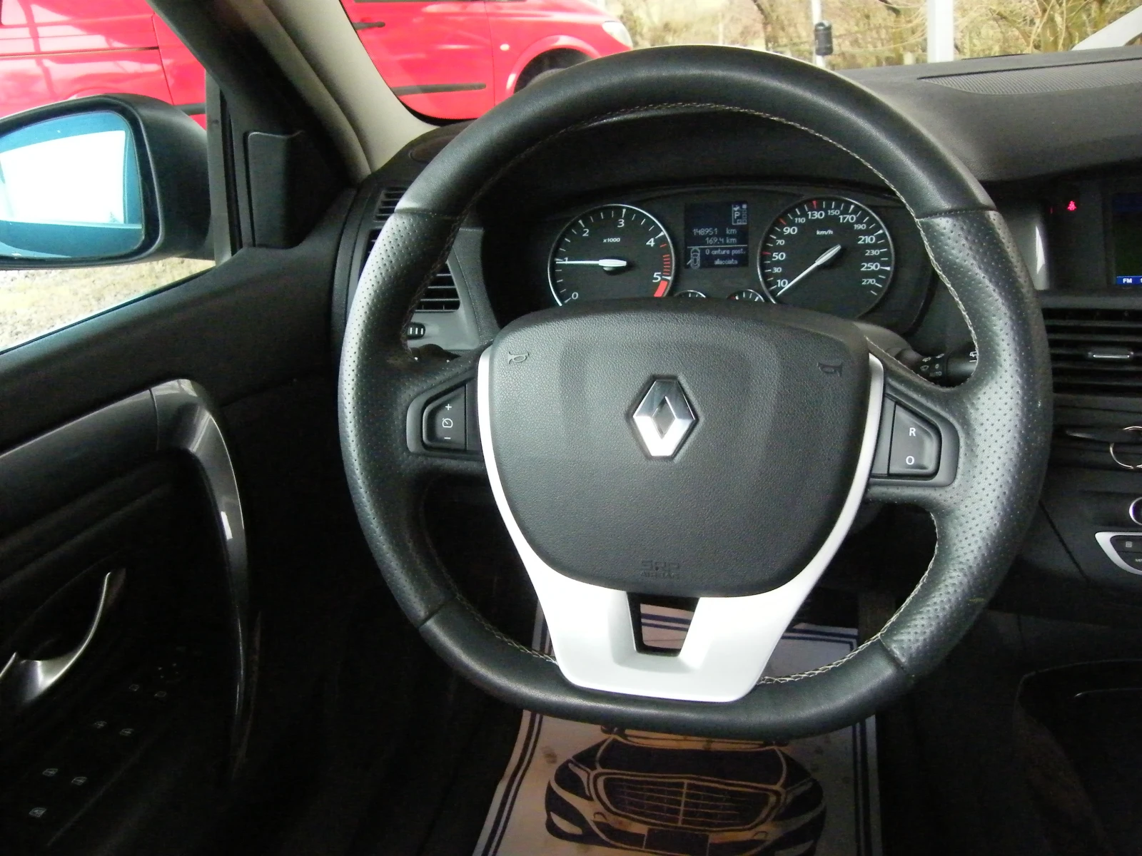 Renault Laguna 2.0 TDI 150кс NAVI АВТОМАТ4CONTROL, снимка 16 - Автомобили и джипове - 53998378