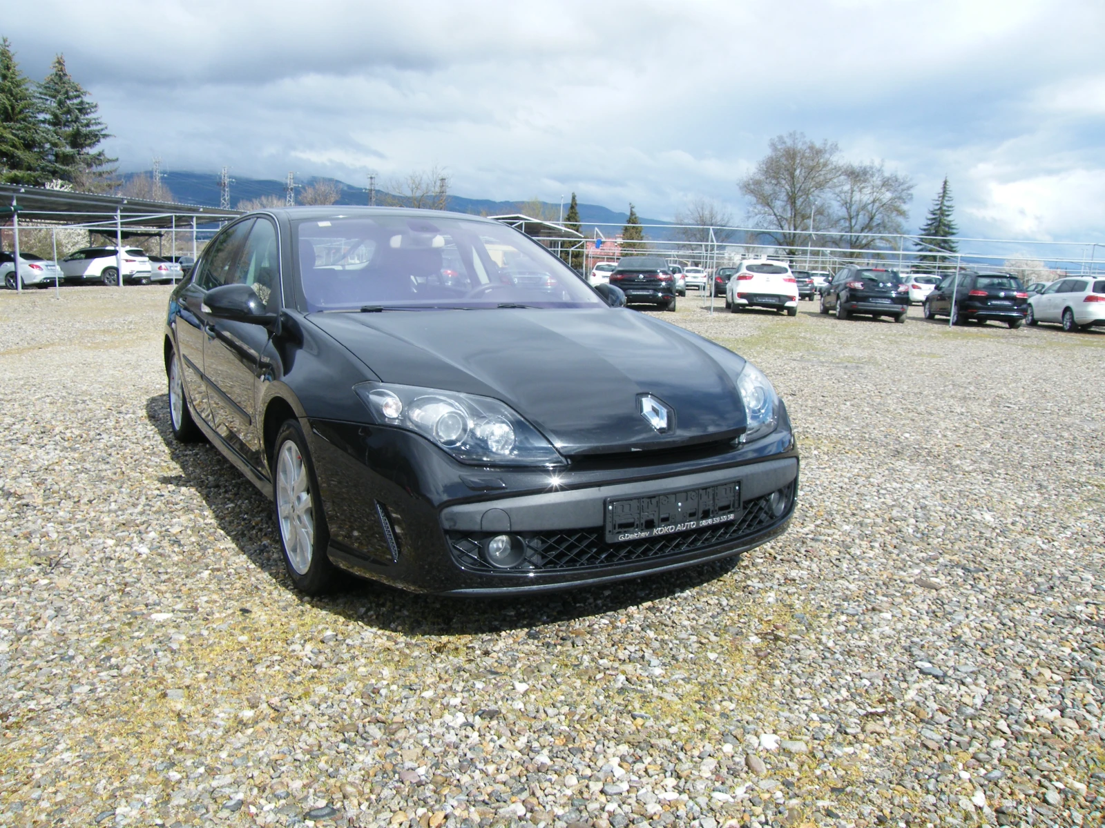 Renault Laguna 2.0 TDI 150кс NAVI АВТОМАТ4CONTROL, снимка 2 - Автомобили и джипове - 53998378