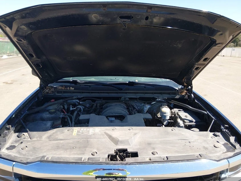 Chevrolet Silverado 5.3l 1500 1Lt, снимка 10 - Автомобили и джипове - 54098096