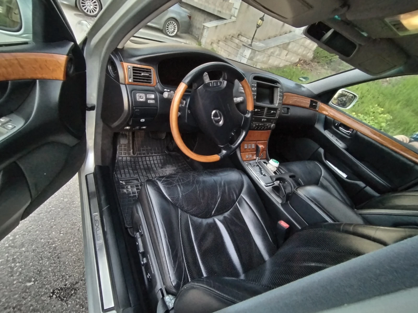 Lexus LS 430 Лимузина, снимка 4 - Автомобили и джипове - 54212734