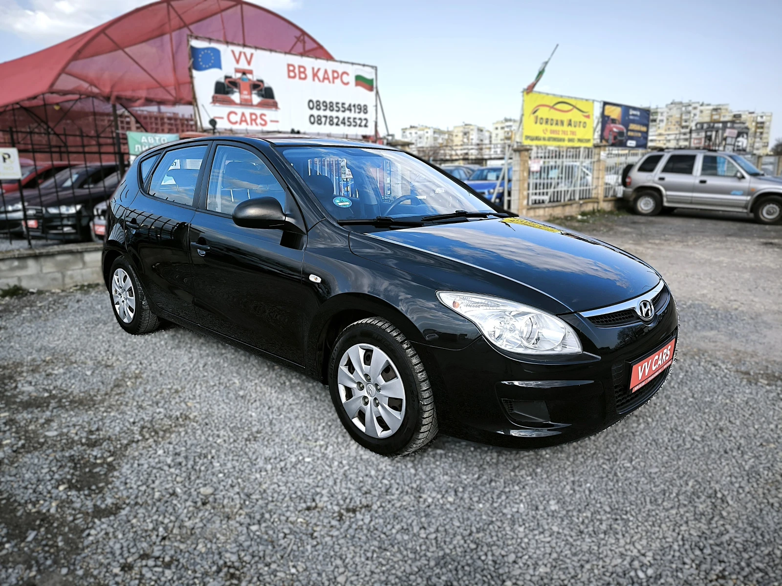 Hyundai I30 1.4i, снимка 3 - Автомобили и джипове - 54240064