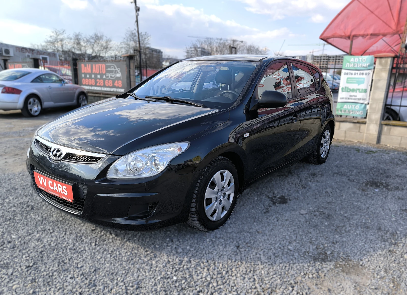 Hyundai I30 1.4i, снимка 7 - Автомобили и джипове - 54240064