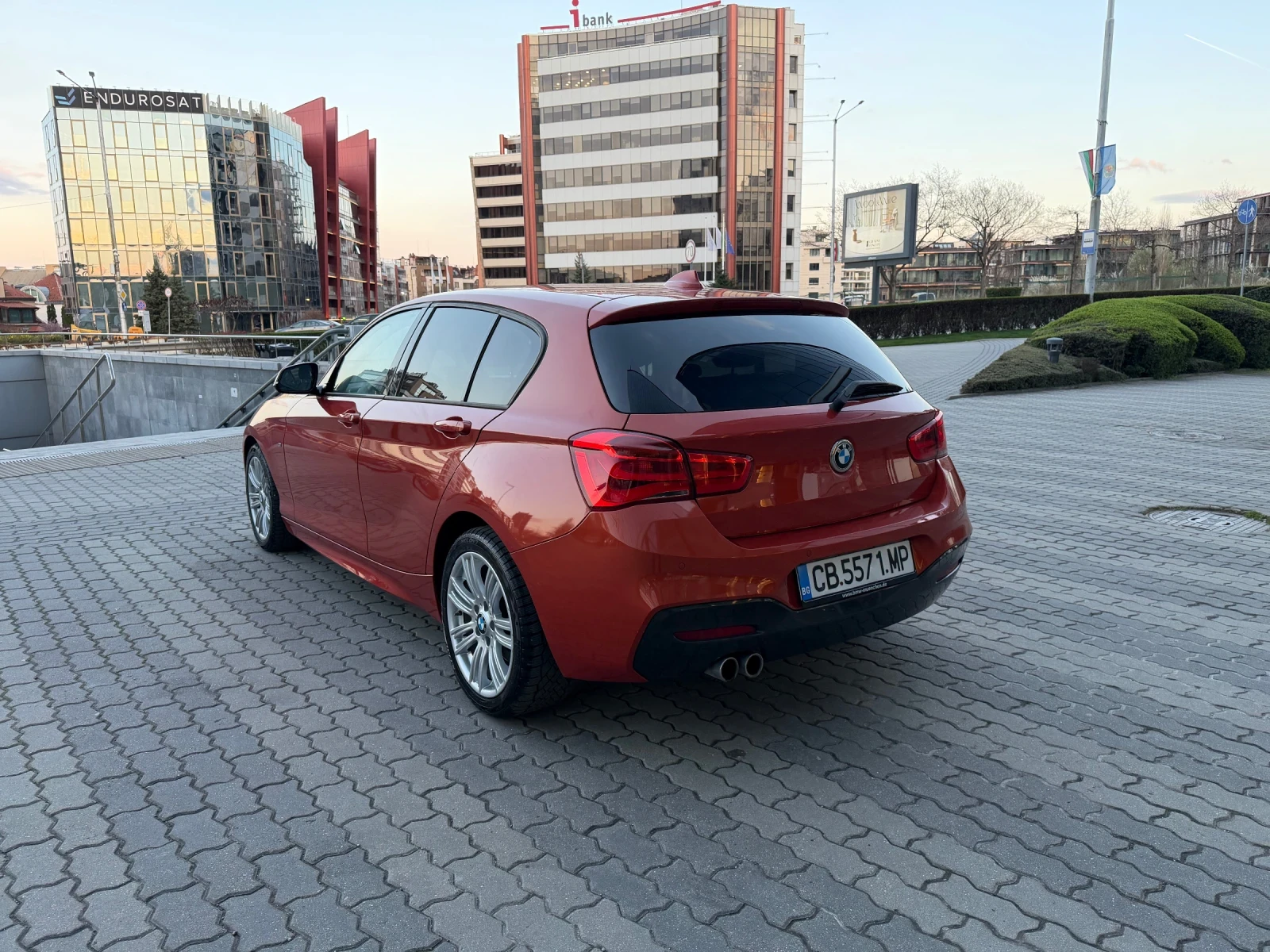 BMW 120 D 4x4 M-Sport FACELIFT 190к.с. 129х.км, снимка 7 - Автомобили и джипове - 54580798