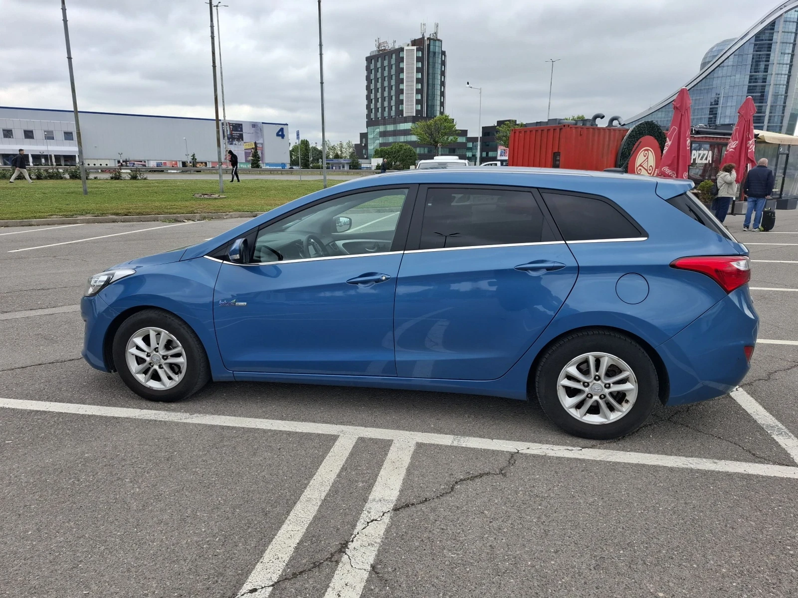 Hyundai I30 1.6, снимка 7 - Автомобили и джипове - 54590552