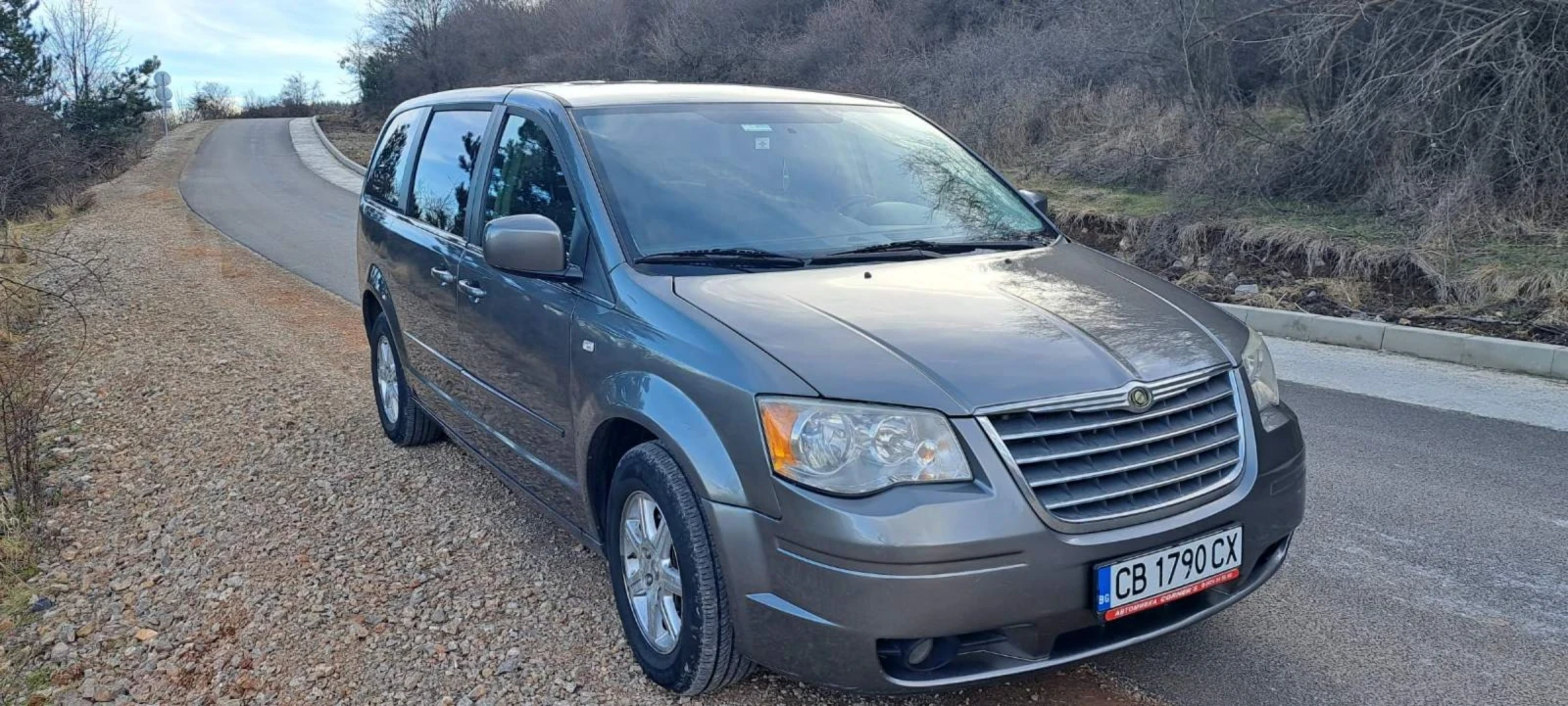 Chrysler Gr.voyager, снимка 3 - Автомобили и джипове - 54621035
