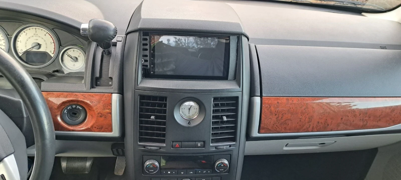 Chrysler Gr.voyager, снимка 7 - Автомобили и джипове - 54621035