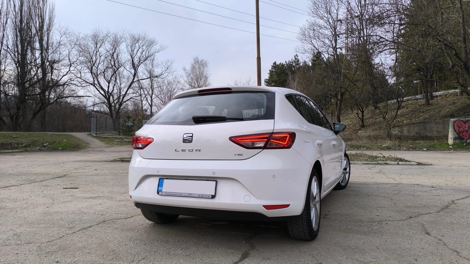 Seat Leon 1.4 TSI Style, снимка 3 - Автомобили и джипове - 54974341