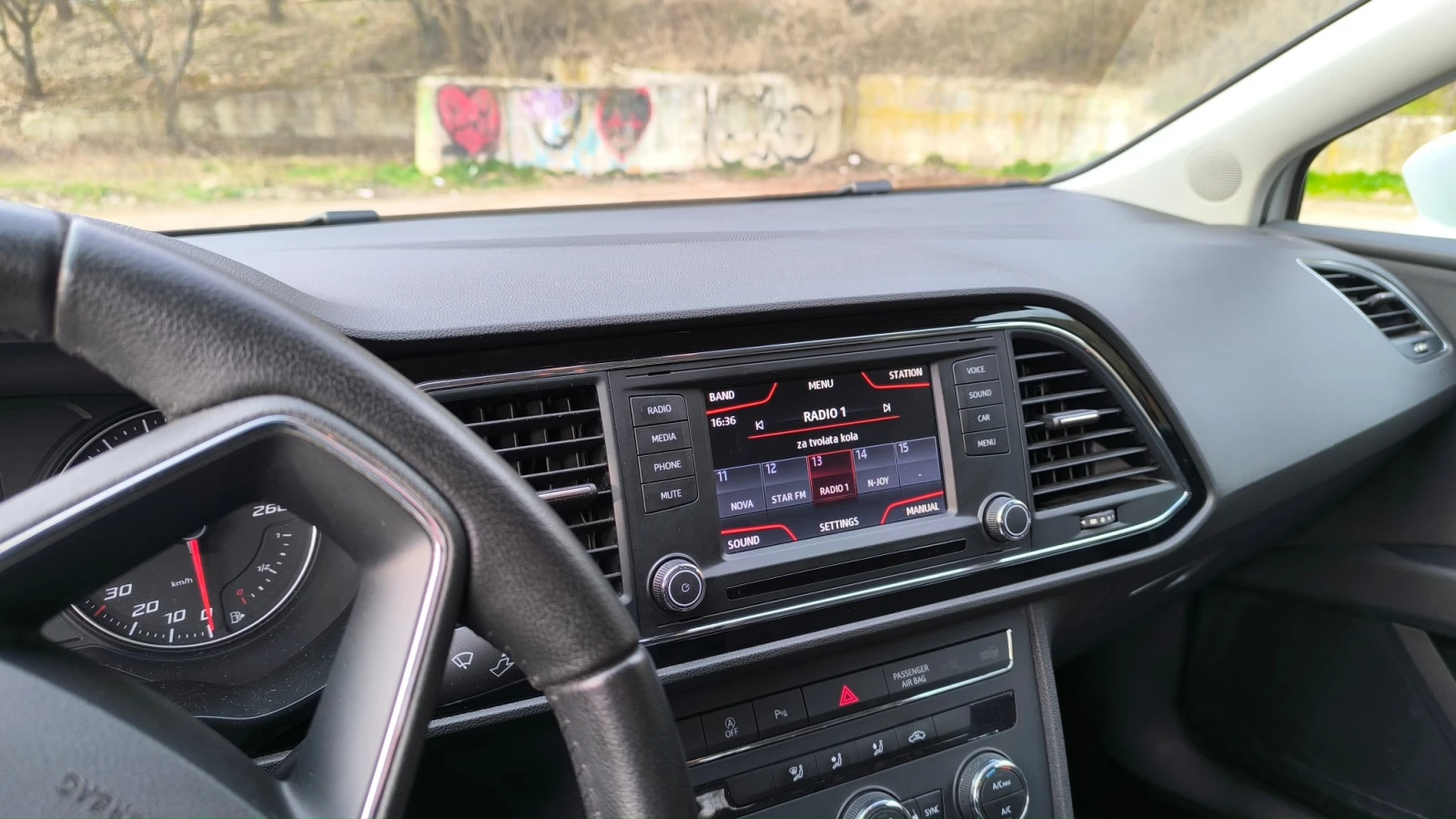 Seat Leon 1.4 TSI Style, снимка 9 - Автомобили и джипове - 54974341
