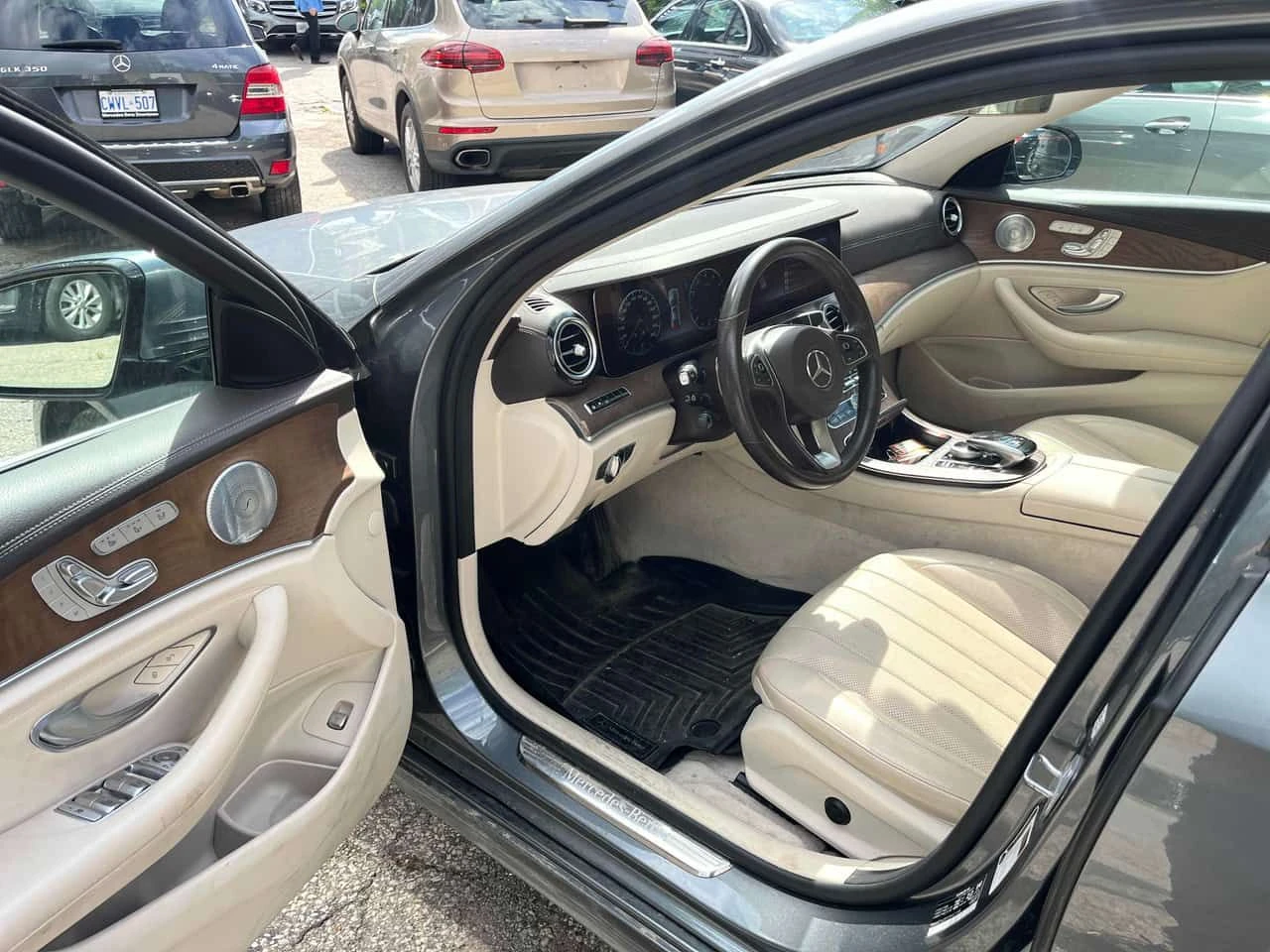 Mercedes-Benz E 400 | BURMESTER | HUD | DISTRONIC | , снимка 11 - Автомобили и джипове - 55237188