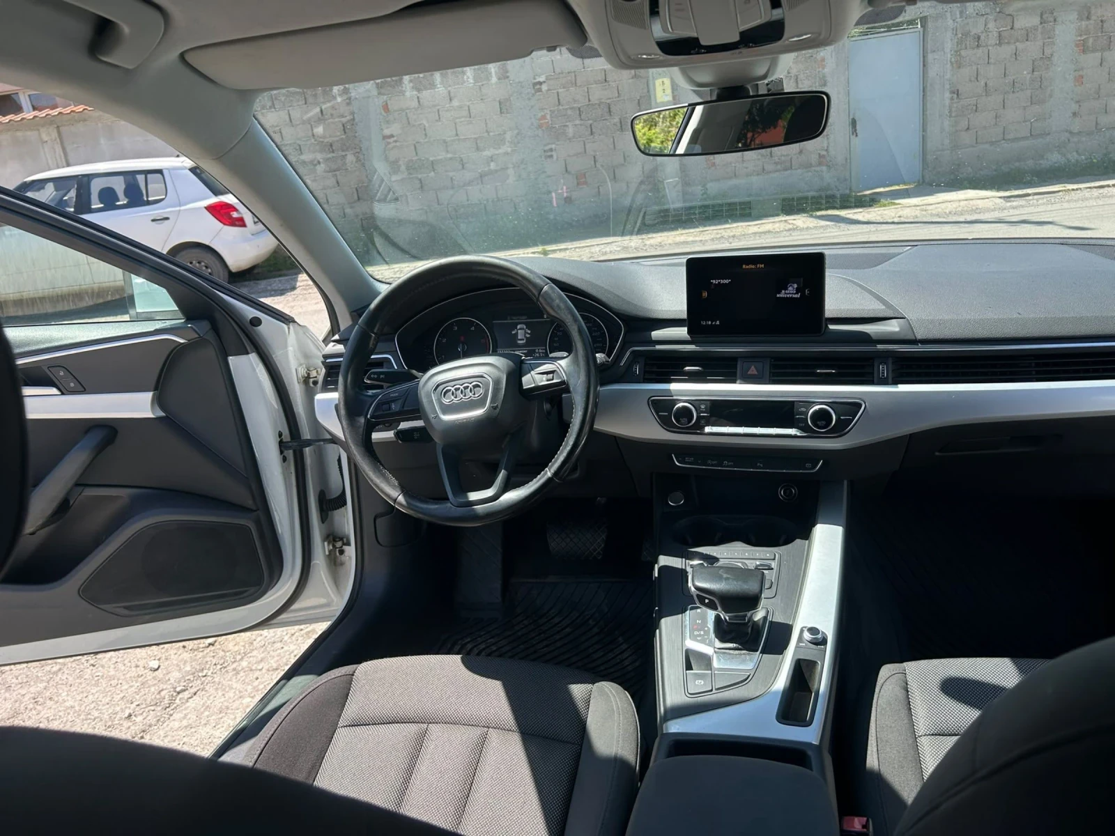 Audi A4 2.0 TDI S-TRONIC 151312км., снимка 9 - Автомобили и джипове - 55423046