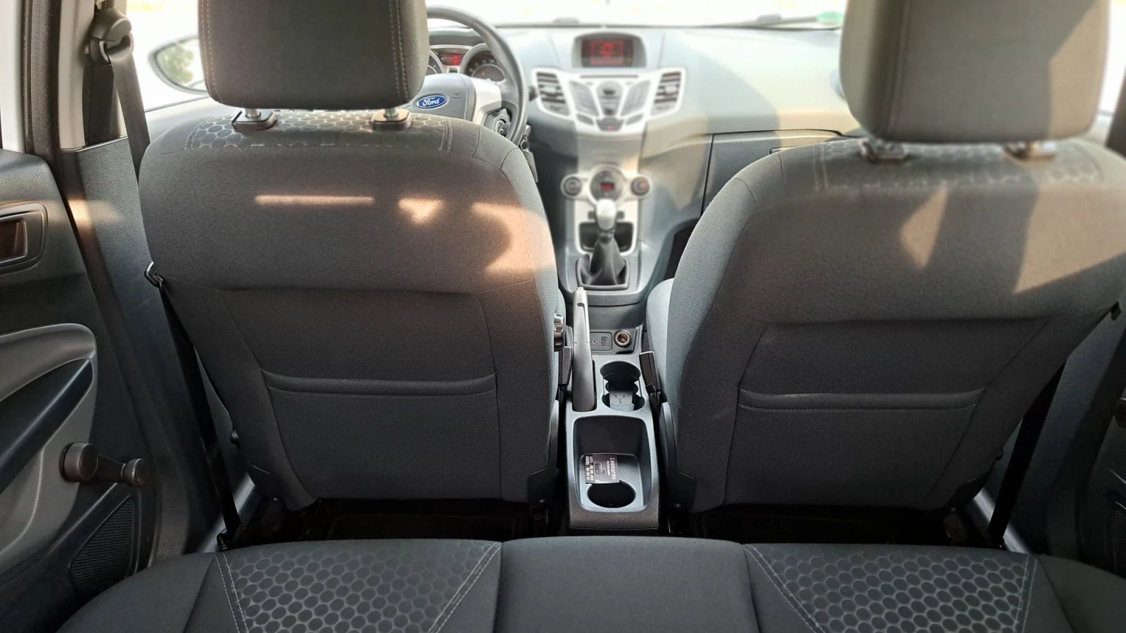 Ford Fiesta 1.6-ТITANIUM, снимка 6 - Автомобили и джипове - 56152322