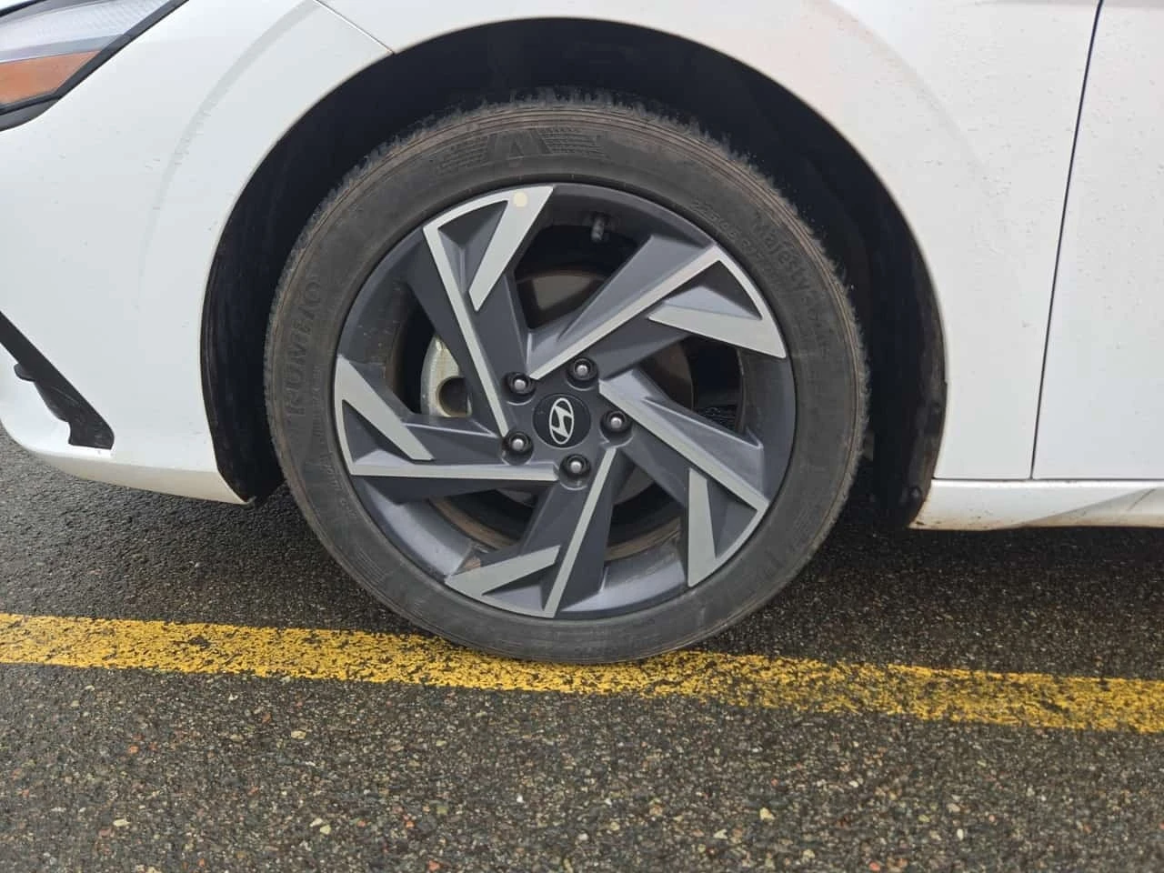 Hyundai Elantra * Ivt W/tech Pkg Preferred * CARFAX * , снимка 4 - Автомобили и джипове - 56300653