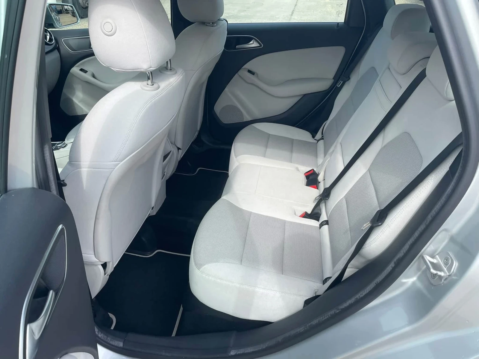 Mercedes-Benz B 180 CDI ������� ��������� ��� ��������� | Mobile.bg � ����������� 15
