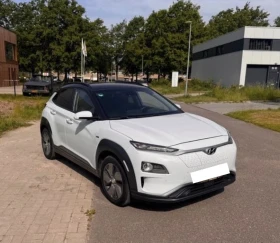 Hyundai Kona 64kWh, Two colors, снимка 3
