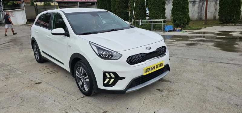 Kia Niro 1.6 Eco Hybrid* FACELIFT , снимка 4 - Автомобили и джипове - 45776367