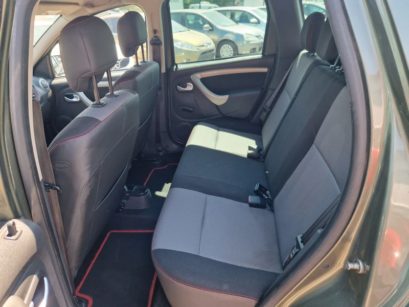 Dacia Duster 1.6i16v GPL STEPWEY ITALIA, снимка 12 - Автомобили и джипове - 52007504