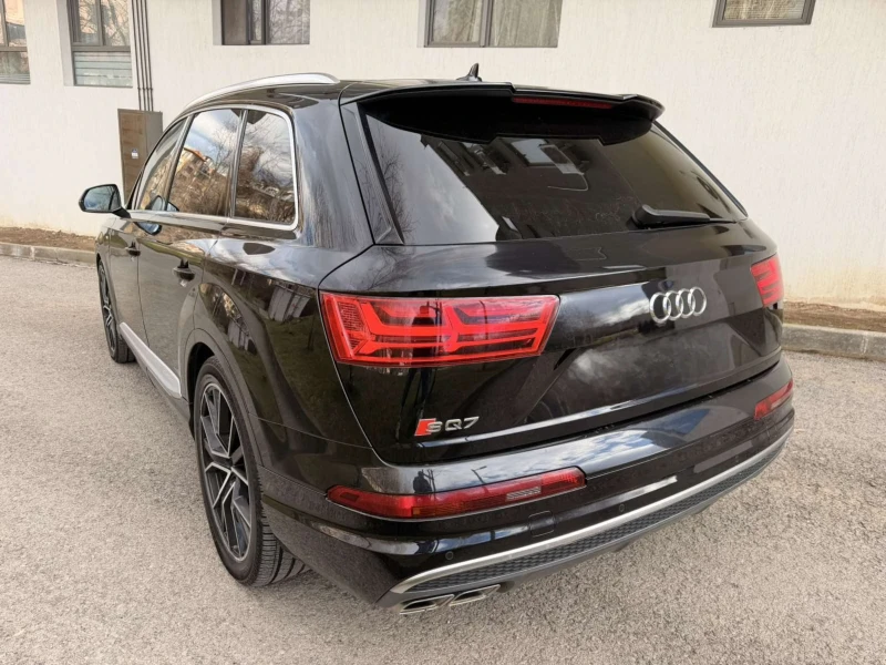 Audi SQ7 MATRIX / ПОДГРЕВ  / ВЕНТИЛАЦИЯ , снимка 5 - Автомобили и джипове - 53458837