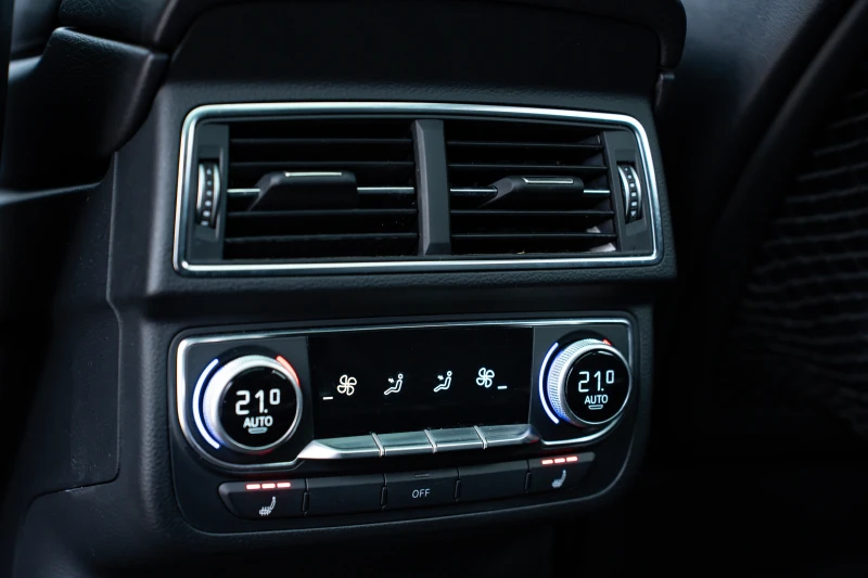 Audi SQ7, снимка 9 - Автомобили и джипове - 53507071