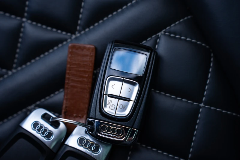 Audi SQ7, снимка 14 - Автомобили и джипове - 53507071