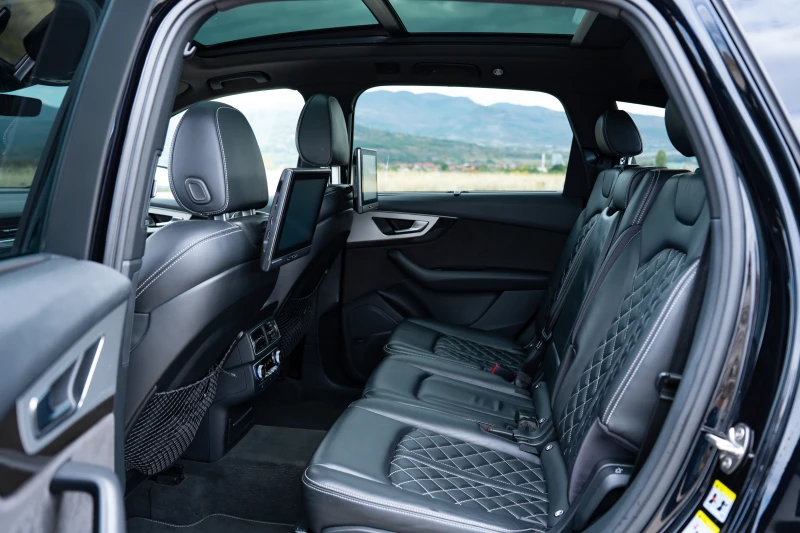 Audi SQ7, снимка 7 - Автомобили и джипове - 53507071