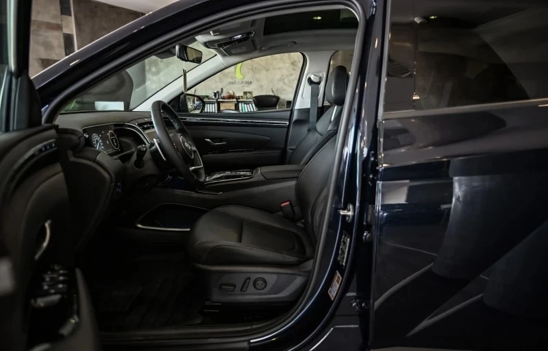 Hyundai Tucson, снимка 16 - Автомобили и джипове - 53070566
