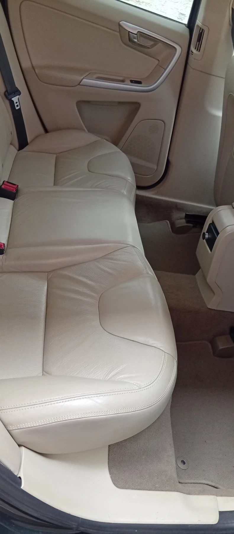 Volvo XC60, снимка 14 - Автомобили и джипове - 53849005