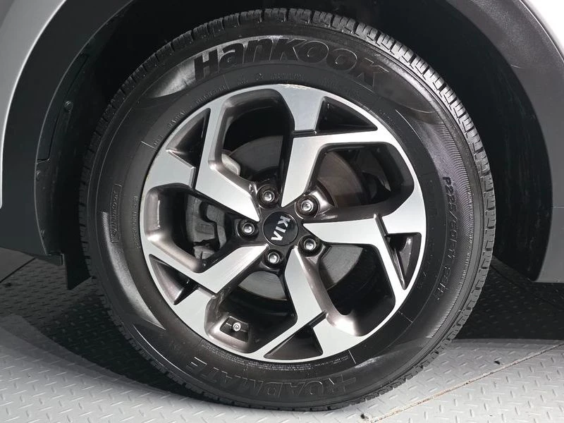 Kia Sportage 1.6 Automatic Най висок клас оборудване, снимка 5 - Автомобили и джипове - 55739510