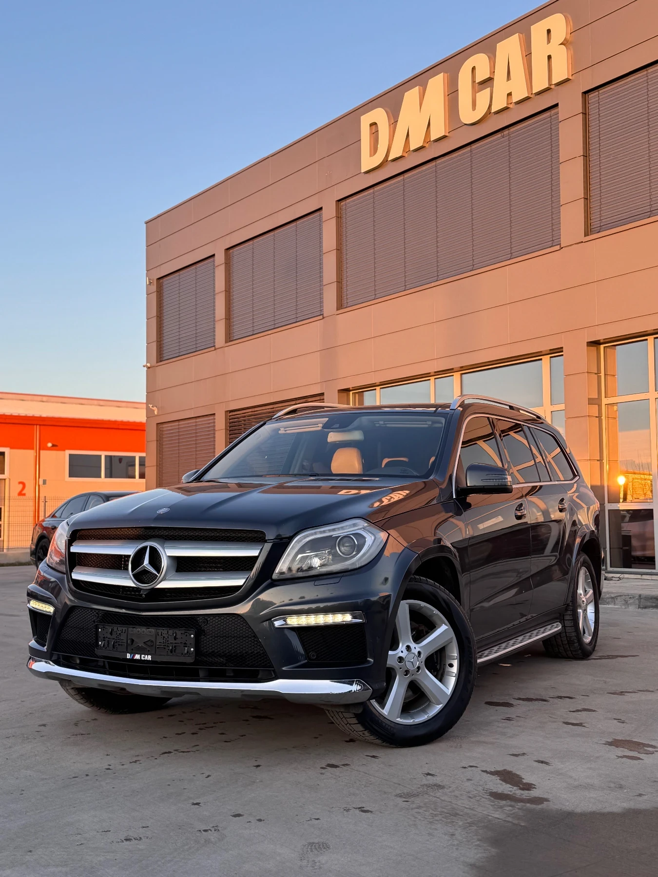 Mercedes-Benz GL 350 * 360 CAM* HARMAN KARDON* 6+ 1*  - изображение 2