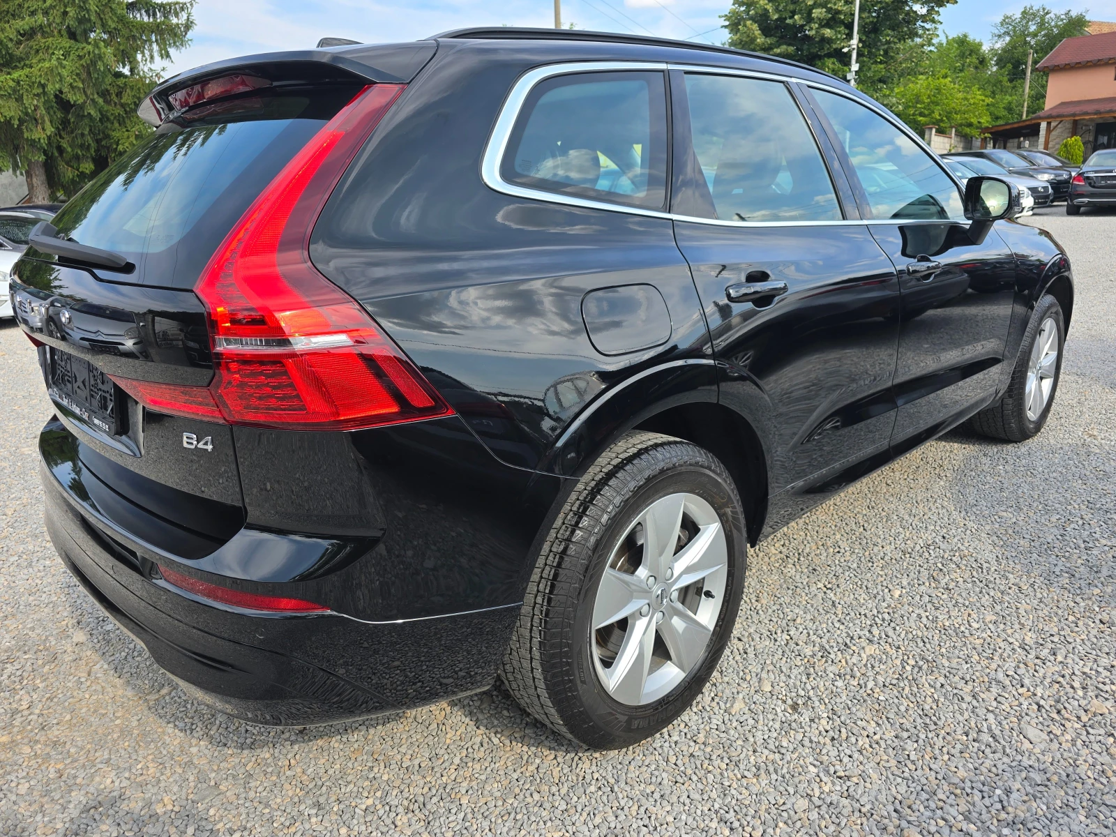 Volvo XC60 2.0D-HYBRID-EVRO 6D-АВТОМАТИК-8 СКОРОСТИ - изображение 6
