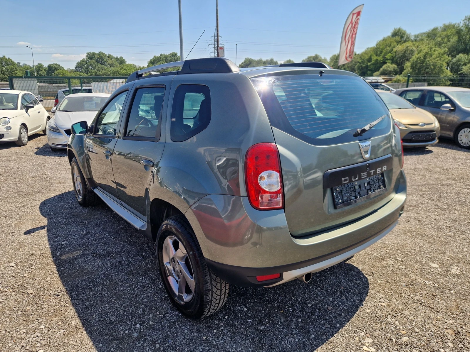 Dacia Duster 1.6i16v GPL STEPWEY ITALIA - изображение 3