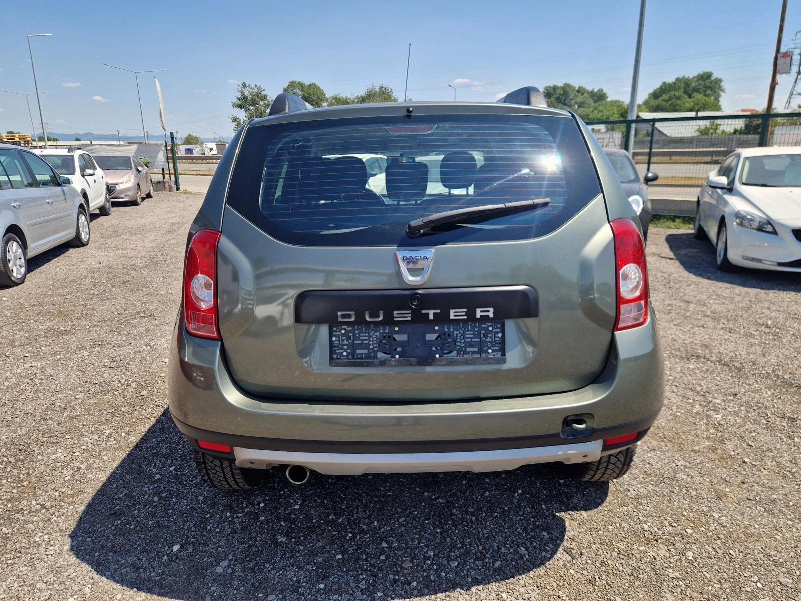 Dacia Duster 1.6i16v GPL STEPWEY ITALIA - изображение 6