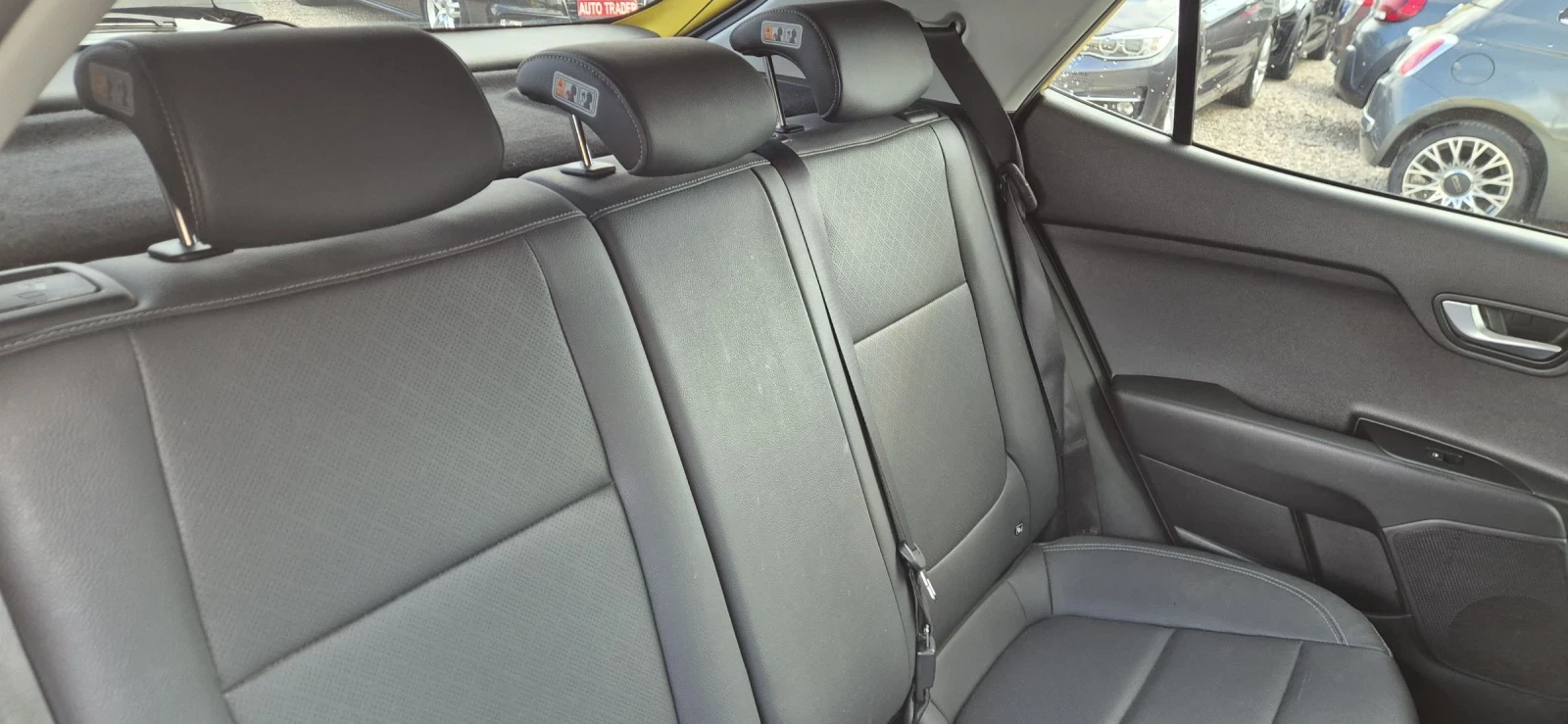 Kia Stonic 1.0T-120кс.6скор., снимка 9 - Автомобили и джипове - 53724243