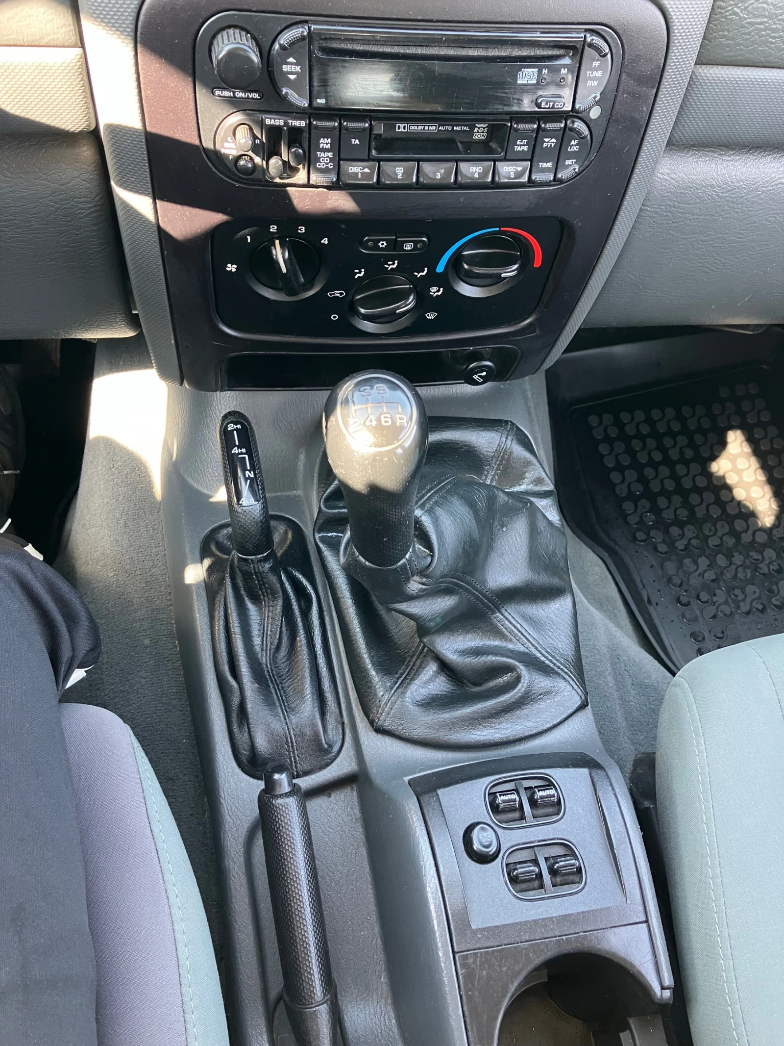 Jeep Cherokee 2.8CRD | Mobile.bg � ����������� 8