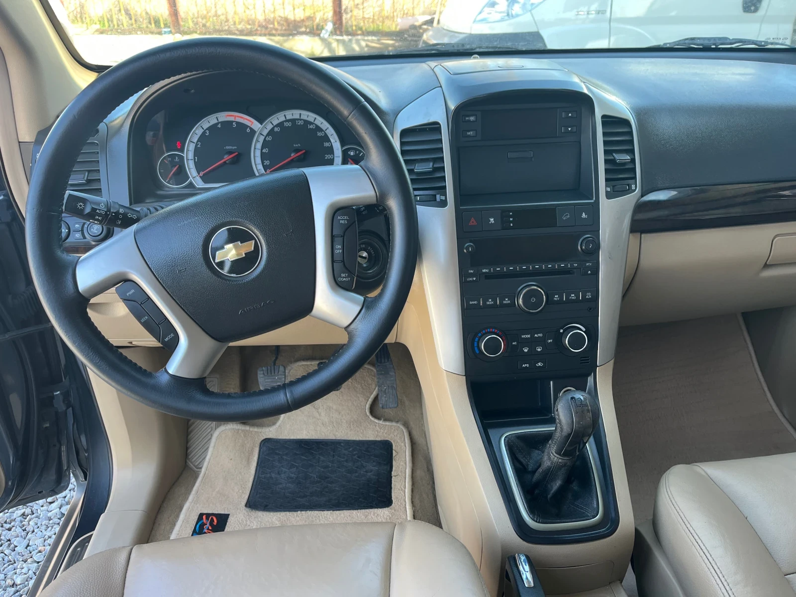 Chevrolet Captiva 2, 0D 150 ps 4x4 7 места, снимка 9 - Автомобили и джипове - 53833972