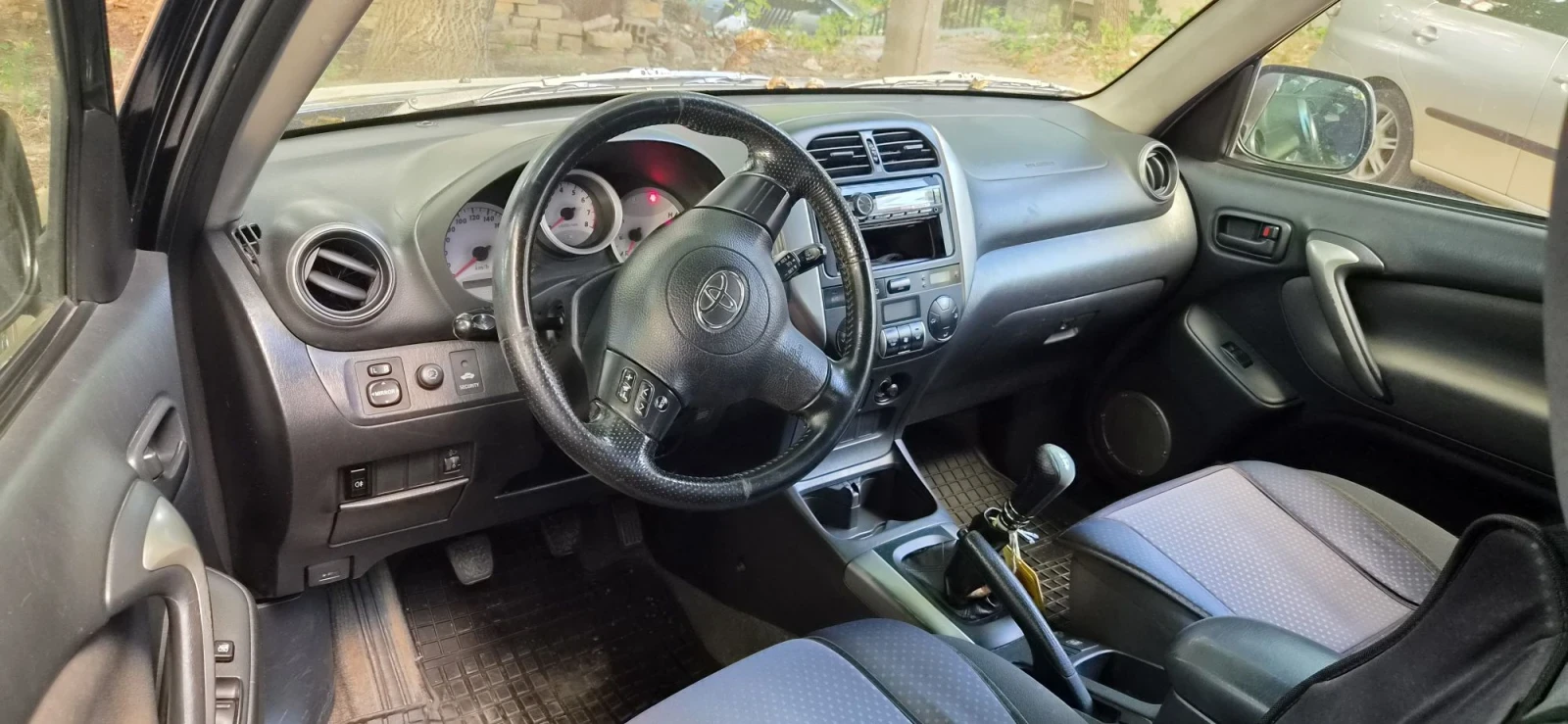 Toyota Rav4, снимка 7 - Автомобили и джипове - 56234087