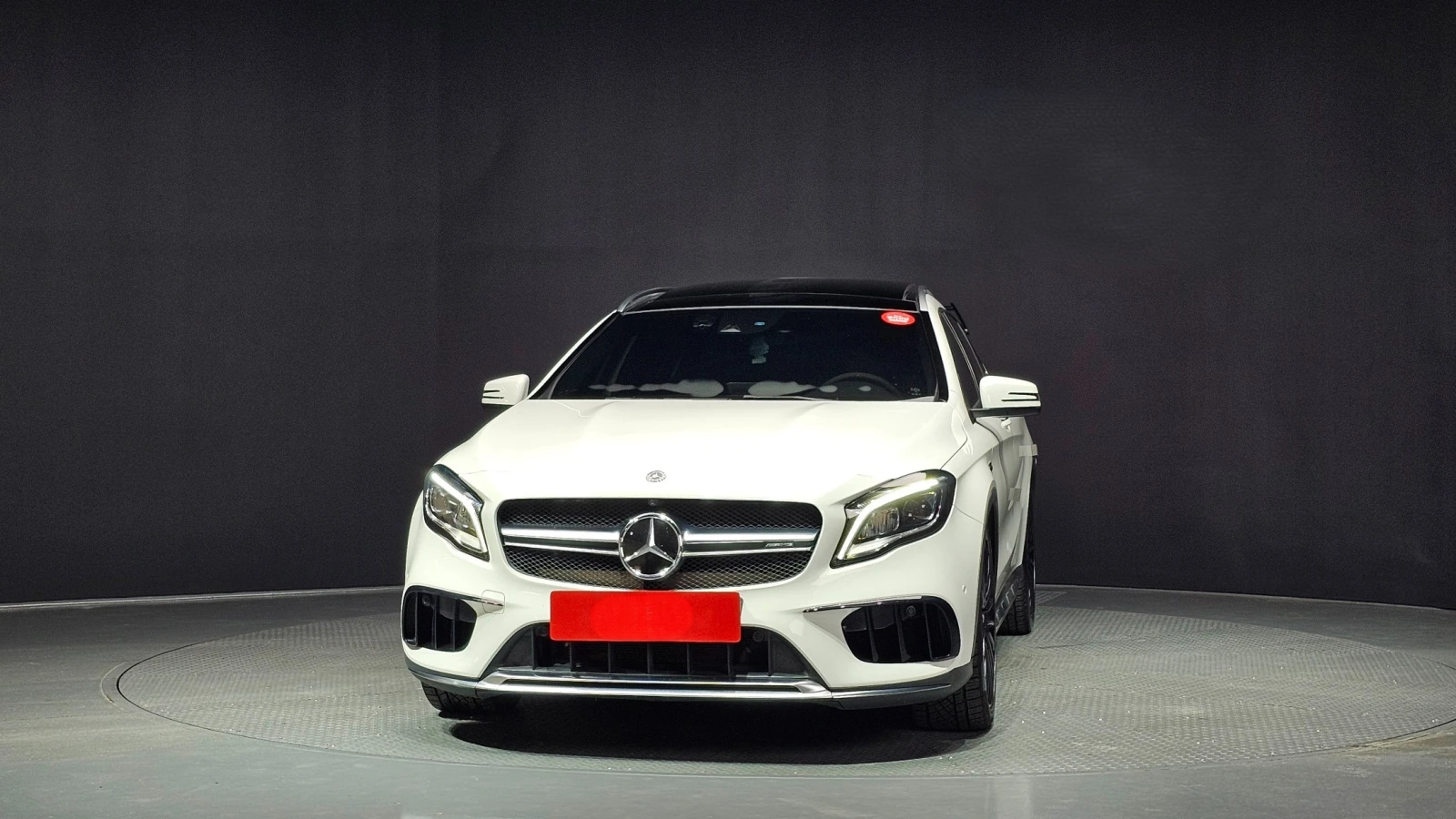 Mercedes-Benz GLA 45 AMG 4Matic, снимка 3 - Автомобили и джипове - 56210560