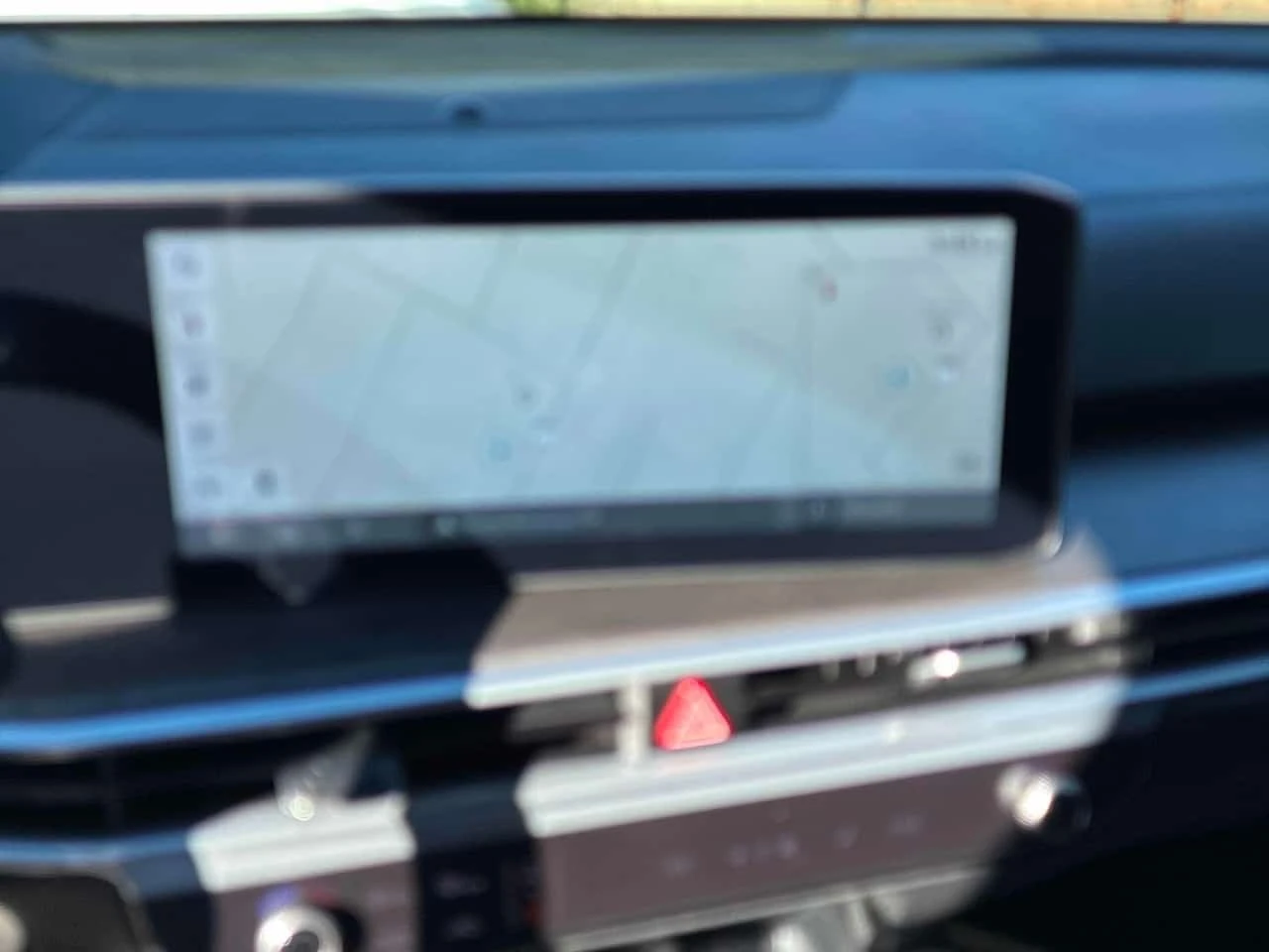 Kia Sorento * AWD Interior * АВТОКРЕДИТ БЕЗ ПЪРВОНАЧАЛНА * , снимка 10 - Автомобили и джипове - 56223313