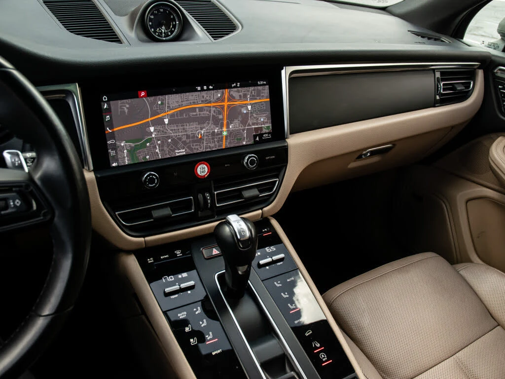 Porsche Macan 2.0 AWD, снимка 9 - Автомобили и джипове - 56309917