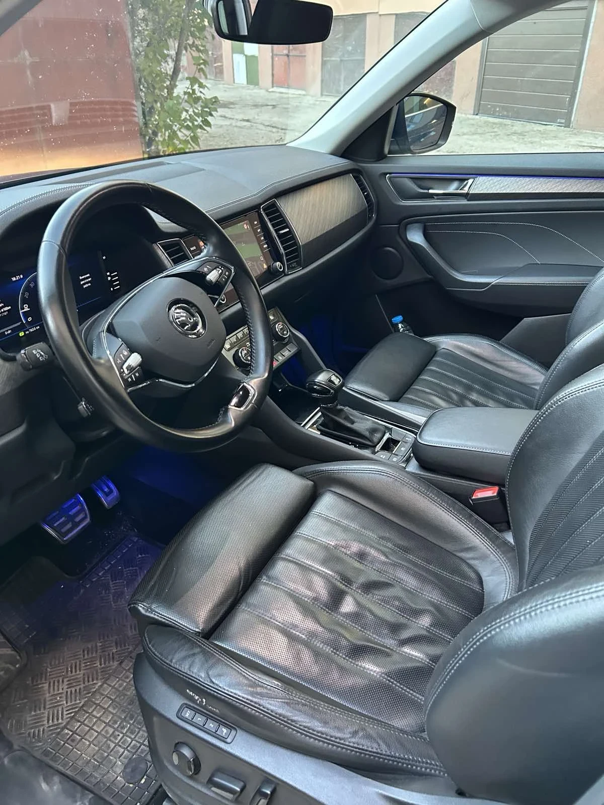 Skoda Kodiaq Style, снимка 11 - Автомобили и джипове - 56576043