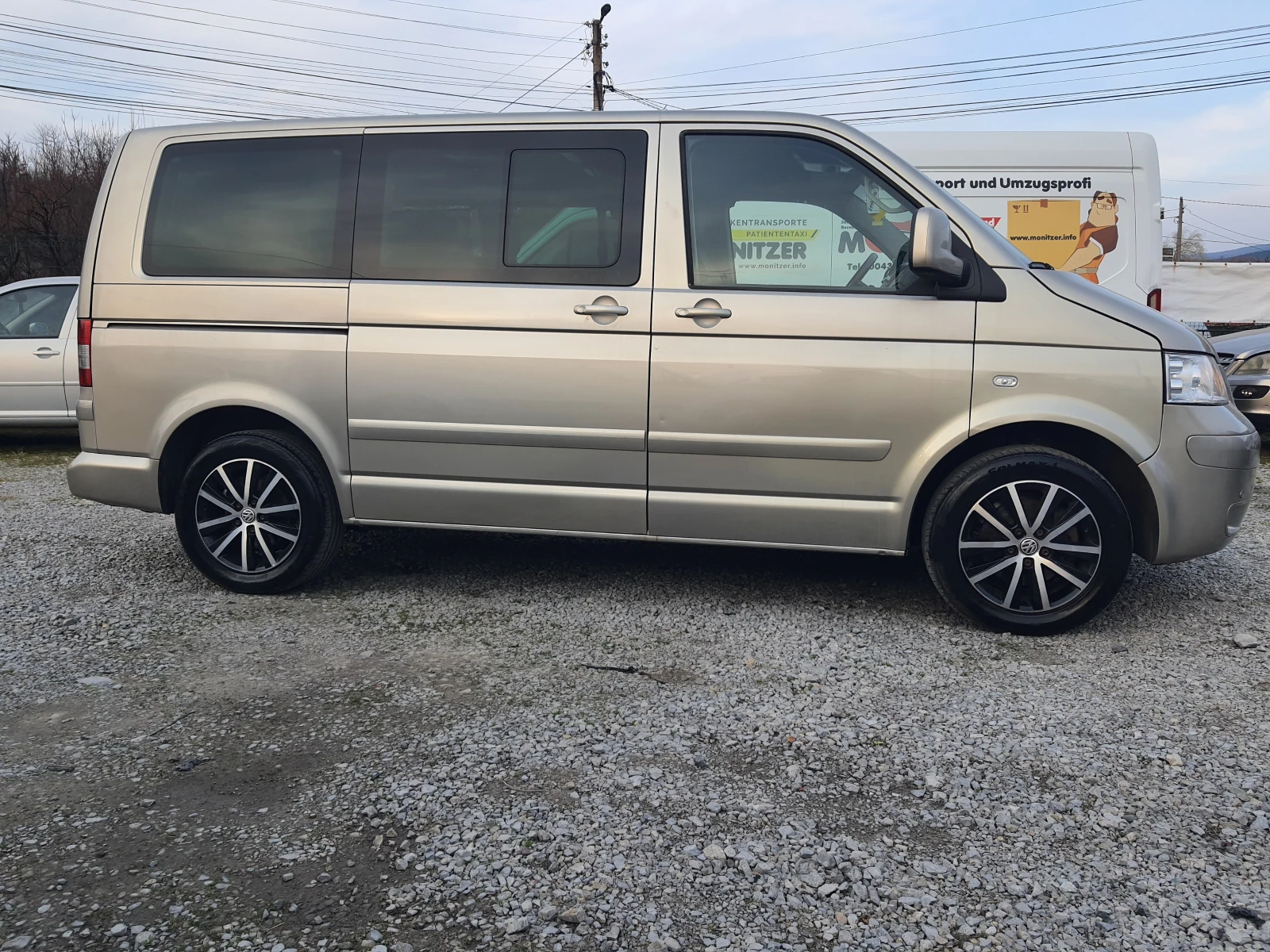 VW Multivan 2.5tdi 4motion, снимка 4 - Бусове и автобуси - 53198363