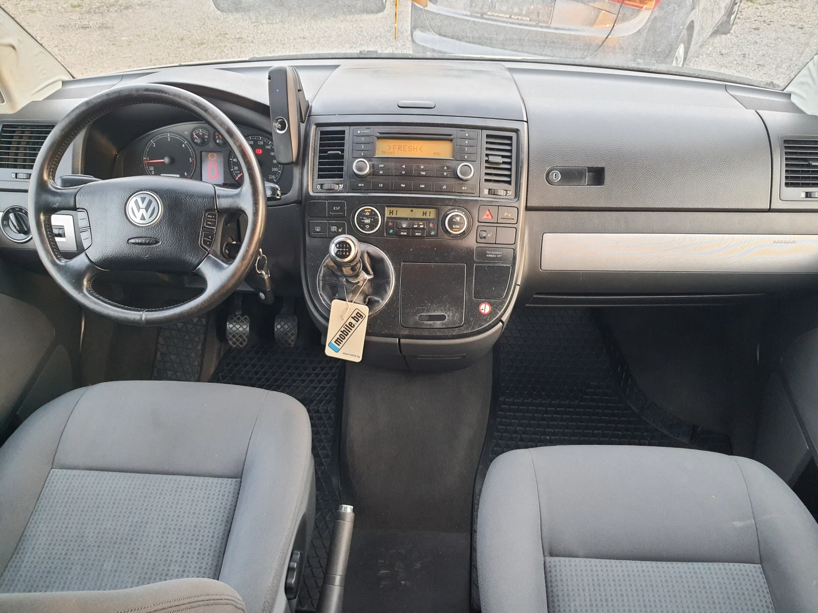 VW Multivan 2.5tdi 4motion, снимка 12 - Бусове и автобуси - 53198363
