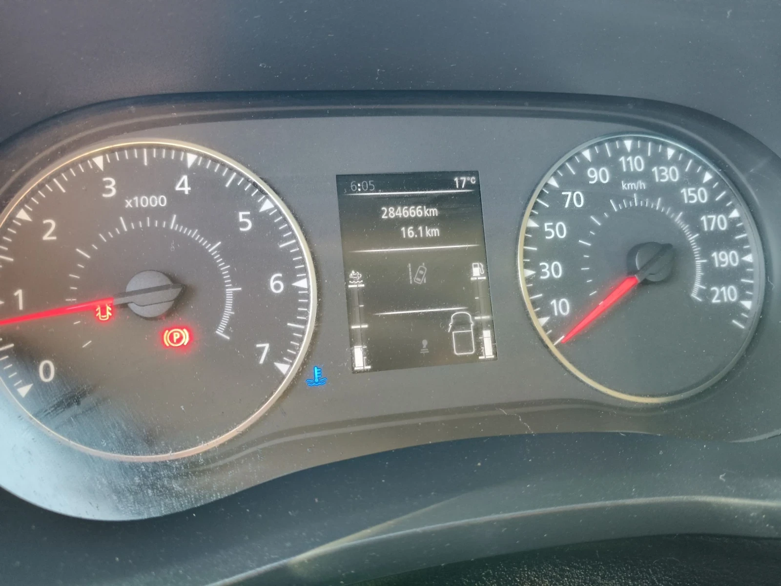 Renault Master, снимка 10 - Бусове и автобуси - 53818545