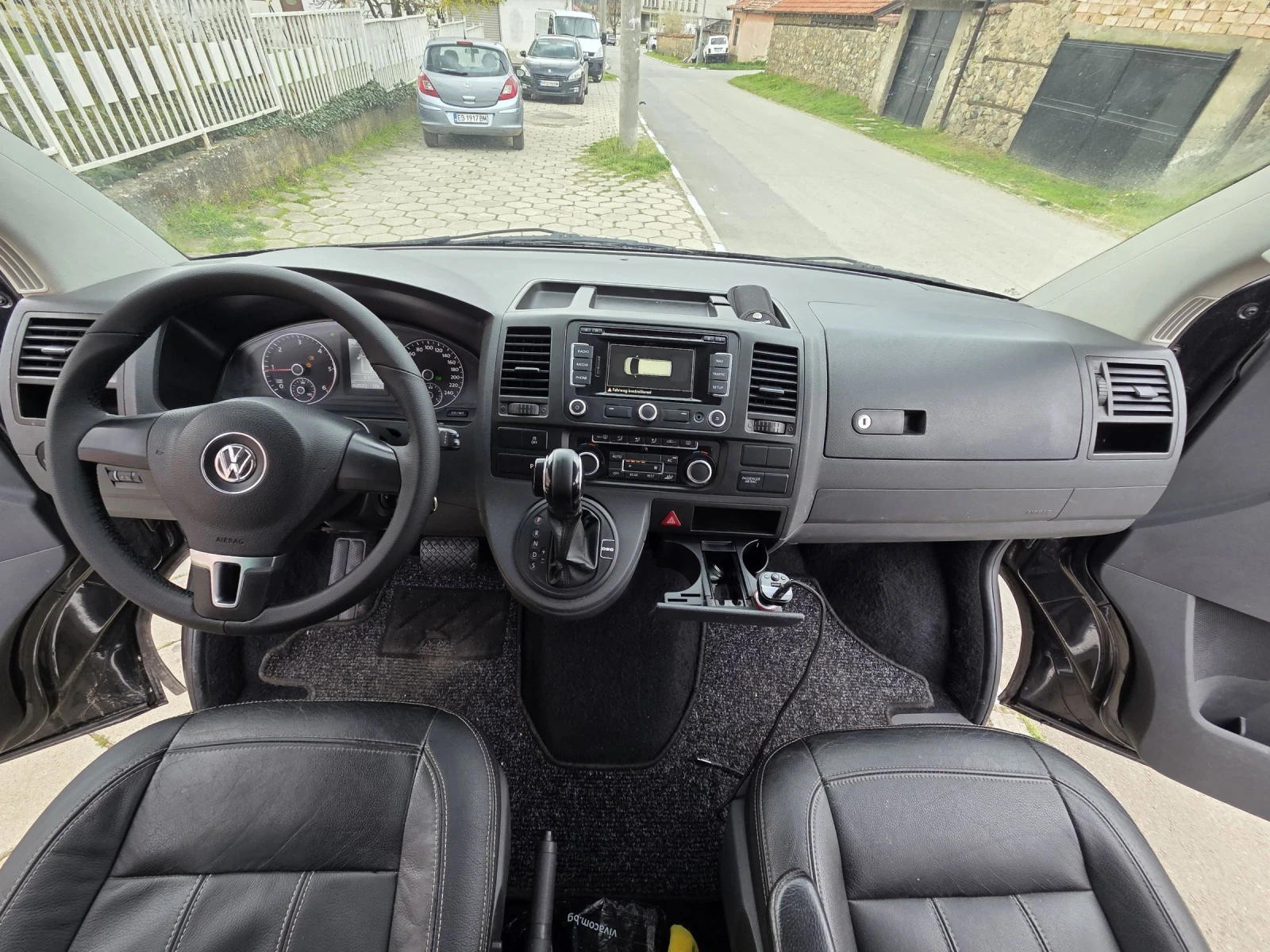 VW Caravelle LONG LUX 180 ks. автоматик , снимка 10 - Бусове и автобуси - 54149968