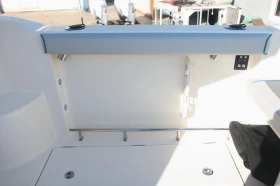 Лодка Quicksilver 625 Pilothouse, снимка 11 - Воден транспорт - 49111827