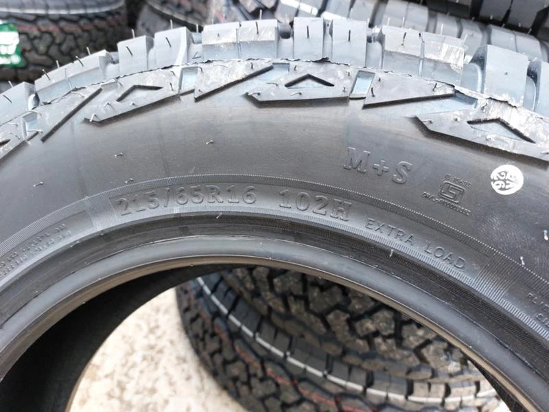 Гуми Всесезонни 215/65R16, снимка 8 - Гуми и джанти - 35993466